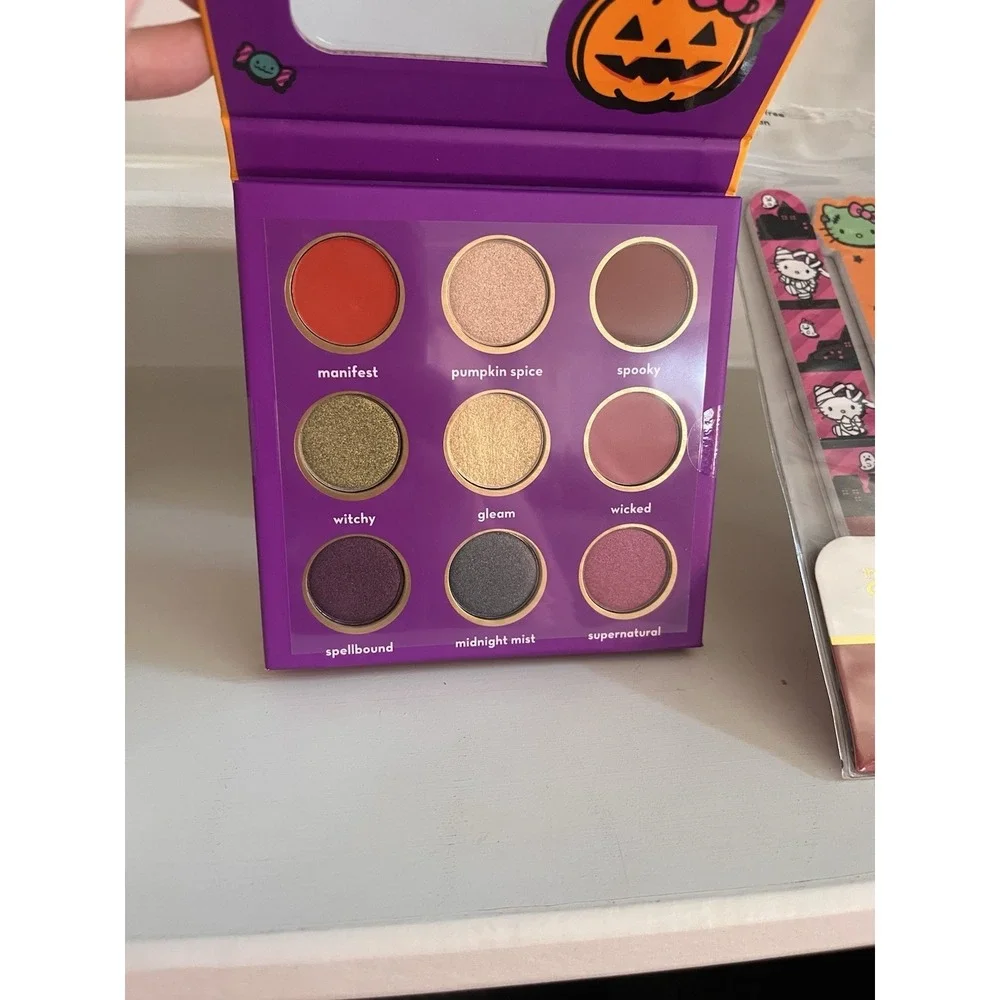 Crème Shop Hello Kitty Twilight Twinkle 9 Color Palette + Halloween Nail Files